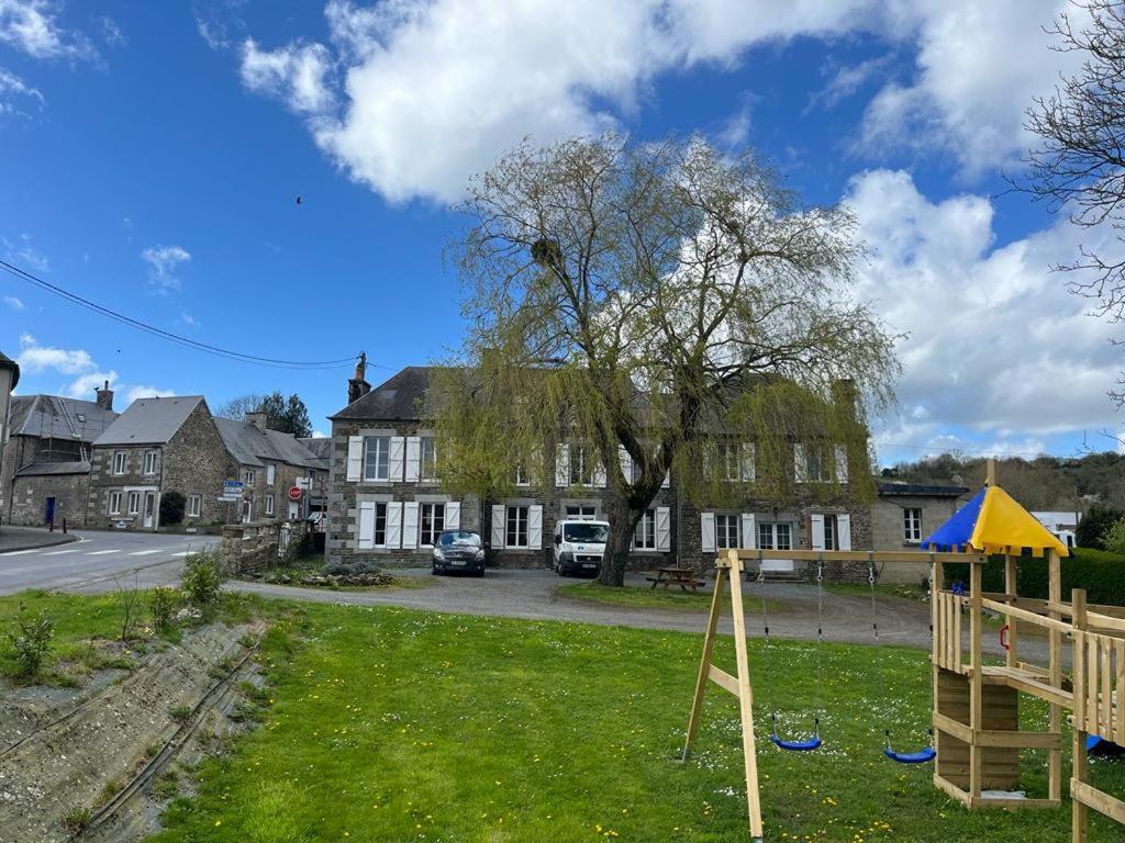 La Maison Des Amis En Normandie Pontfarcy Dış mekan fotoğraf